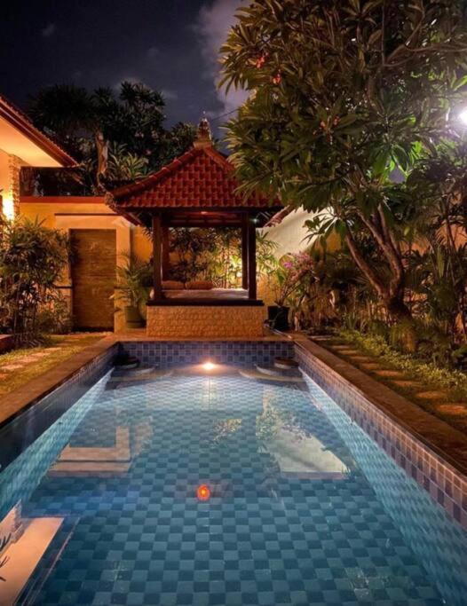 Villa Danielle Seminyak  Exterior photo