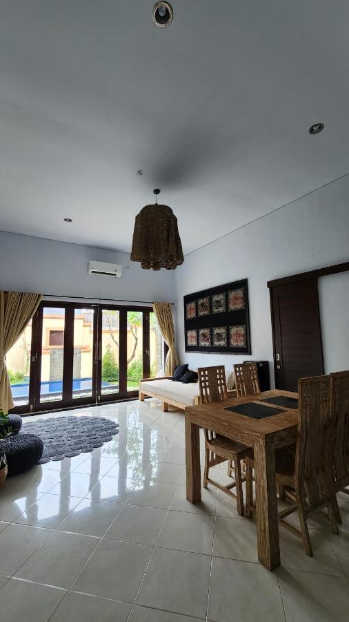 Villa Danielle Seminyak  Exterior photo